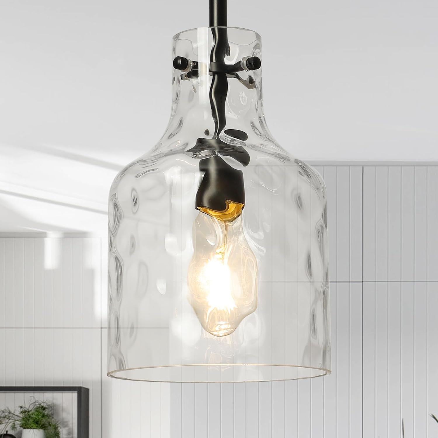 Black Hammered‑Glass Industrial Pendant Light